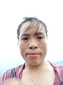 Snapshot of Maymay0033 chatting on 4, 10, 2025 Maymay0033 online show from 4, 10, 2025