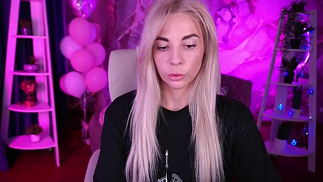 BellaRayyy online show from 24, 2, 2026