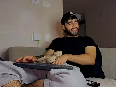 Snapshot of zack_sullivan22 chatting on 3, 12, 2025 zack sullivan22 online show from 3, 12, 2025