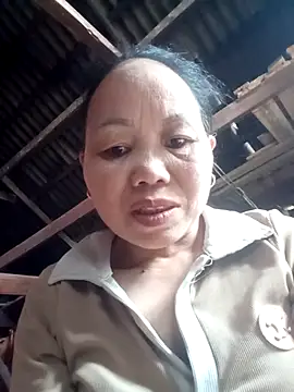  YooY  online show from 28, 9, 2025