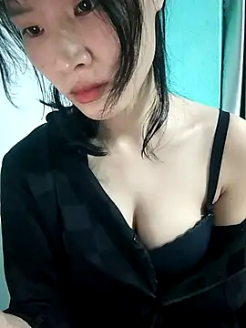 Snapshot of Ly-ny chatting on 30, 9, 2025 Ly-ny online show from 30, 9, 2025