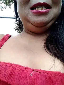 Snapshot of lusy-00 chatting on 14, 7, 2026 lusy-00 online show from 14, 7, 2026