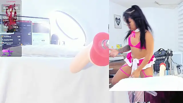 Rosy Emely online show from 4, 10, 2025