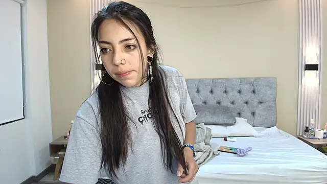 LiaMonroee  online show from 22, 9, 2025