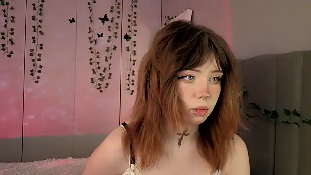 Snapshot of RileyVice chatting on 14, 12, 2025 RileyVice online show from 14, 12, 2025