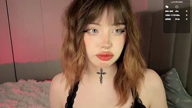 Snapshot of RileyVice chatting on 6, 1, 2026 RileyVice online show from 6, 1, 2026