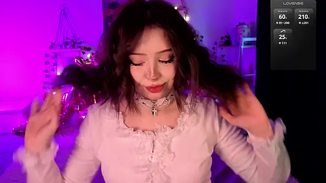 Snapshot of RileyVice chatting on 10, 2, 2026 RileyVice online show from 10, 2, 2026