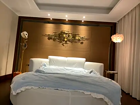 Snapshot of yuer2563 chatting on 1, 11, 2025 yuer2563 online show from 1, 11, 2025