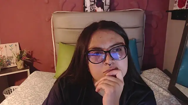 Cailing Zu online show from 22, 9, 2025