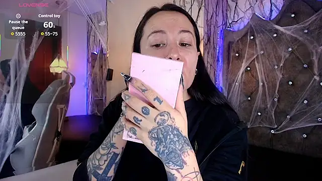 Snapshot of Zami_Escobar_of chatting on 5, 11, 2025 Zami Escobar of online show from 5, 11, 2025