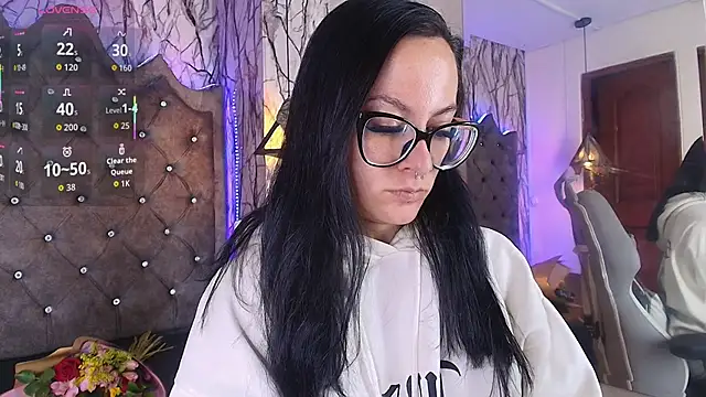 Snapshot of Zami_Escobar_of chatting on 28, 11, 2025 Zami Escobar of online show from 28, 11, 2025