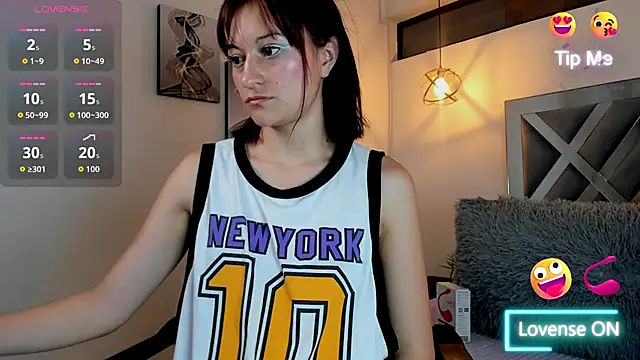 Candy Hott7 online show from 17, 9, 2025