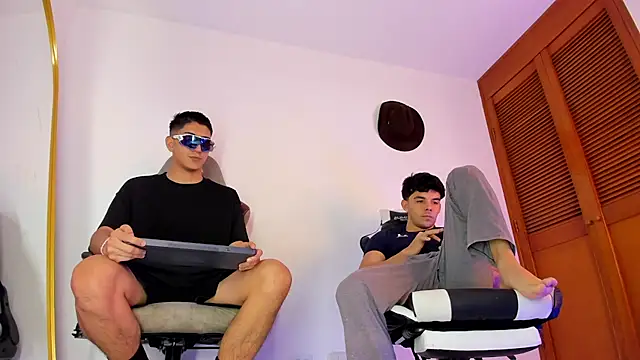 sotooliver3 online show from 19, 10, 2025