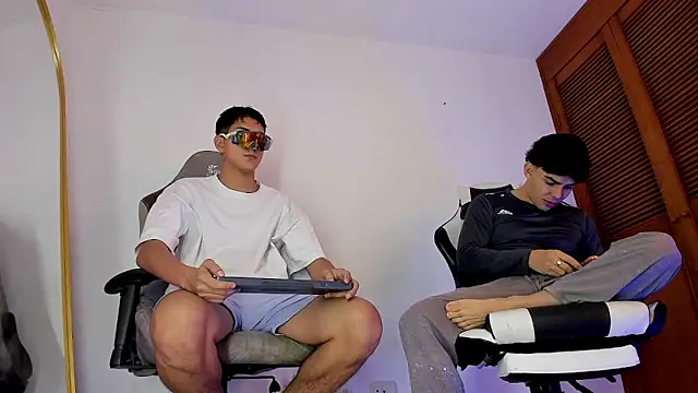 sotooliver3 online show from 13, 2, 2026