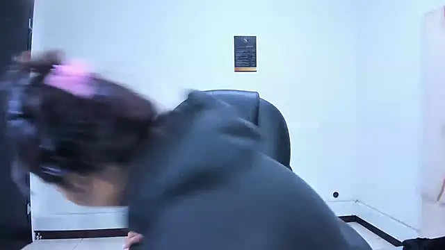 ScarletDoll online show from 22, 11, 2025