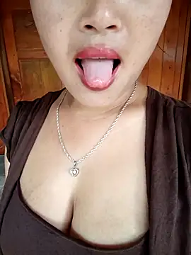 maycuc123 online show from 18, 9, 2025