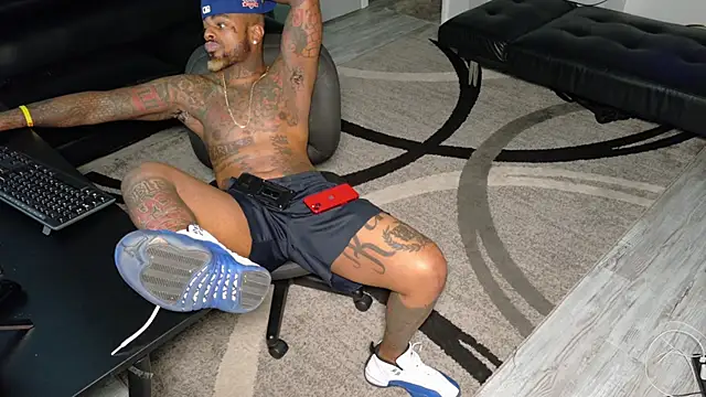 SLANGONDEMHOES online show from 17, 9, 2025