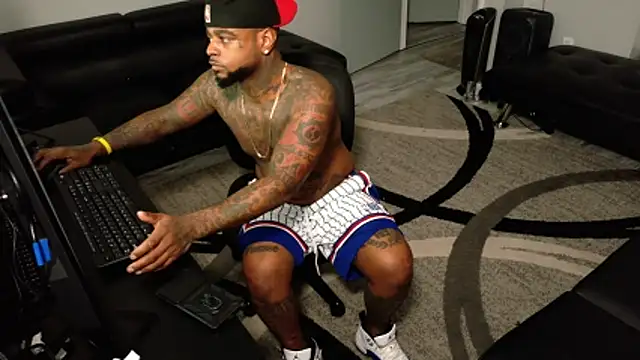 SLANGONDEMHOES online show from 27, 2, 2026