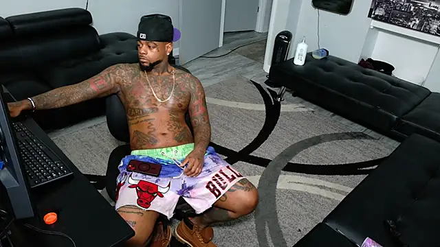 SLANGONDEMHOES online show from 13, 3, 2026