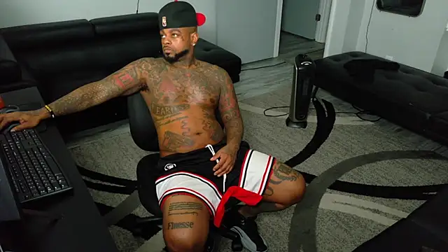 SLANGONDEMHOES online show from 11, 4, 2026