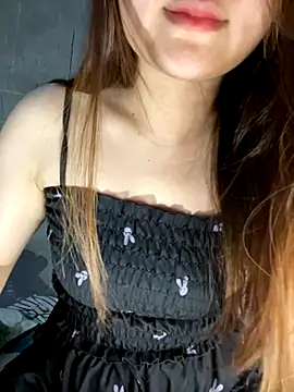 Hinne07 online show from 13, 10, 2025