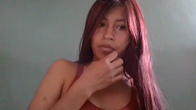 Snapshot of Pocahontas_tw chatting on 4, 11, 2025 Pocahontas tw online show from 4, 11, 2025