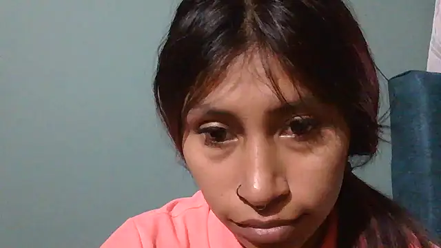 Snapshot of Pocahontas_tw chatting on 24, 11, 2025 Pocahontas tw online show from 24, 11, 2025