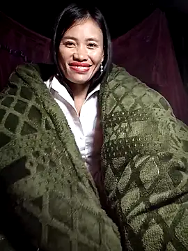 Snapshot of rubi_bae chatting on 16, 12, 2025 rubi bae online show from 16, 12, 2025