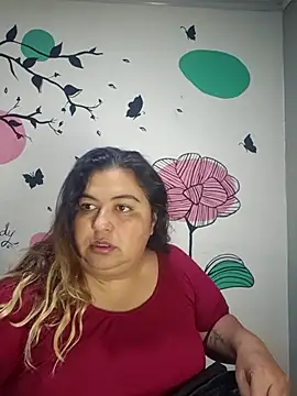 Snapshot of curvy_diva_ chatting on 24, 9, 2025 curvy diva online show from 24, 9, 2025