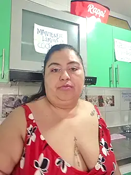 Snapshot of curvy_diva_ chatting on 28, 9, 2025 curvy diva online show from 28, 9, 2025