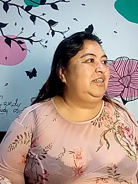 Snapshot of curvy_diva_ chatting on 13, 10, 2025 curvy diva online show from 13, 10, 2025