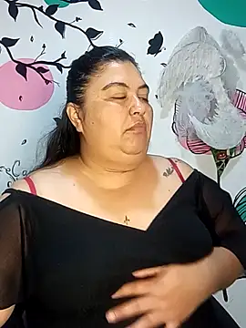 Snapshot of curvy_diva_ chatting on 15, 11, 2025 curvy diva online show from 15, 11, 2025