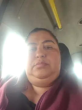 Snapshot of curvy_diva_ chatting on 28, 11, 2025 curvy diva online show from 28, 11, 2025