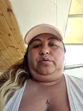 curvy diva  online show from 5, 2, 2026