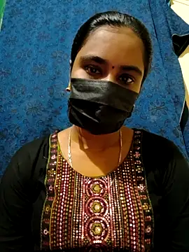 mini-queen online show from 27, 10, 2025