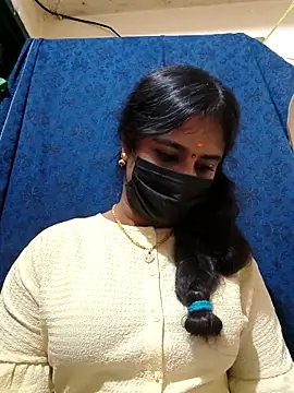 mini-queen online show from 23, 12, 2025