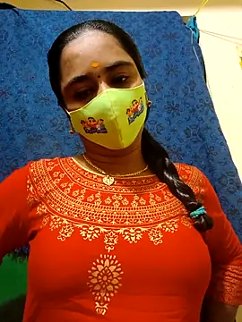 Snapshot of mini-queen chatting on 10, 2, 2026 mini-queen online show from 10, 2, 2026