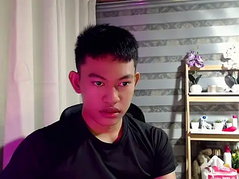 Make your ladyxx online show from 17, 3, 2026