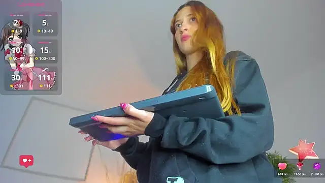 Emilywillis8 online show from 6, 11, 2025