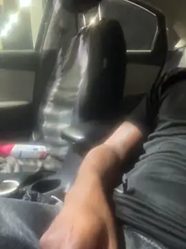 Snapshot of stressreliever94 chatting on 25, 11, 2025 stressreliever94 online show from 25, 11, 2025