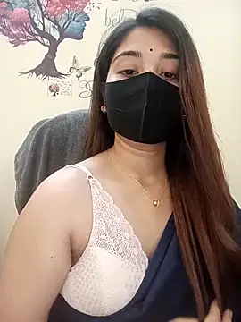 midnightmuse-03 online show from 18, 10, 2025