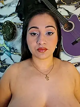 Snapshot of Alisson_Morgann chatting on 3, 5, 2026 Alisson Morgann online show from 3, 5, 2026