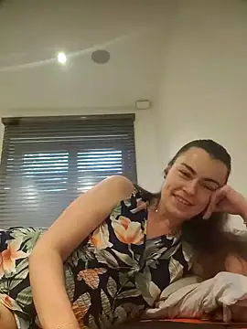 Carolinemiam online show from 2, 5, 2026