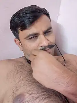 Snapshot of Frvgggghh chatting on 14, 12, 2025 Frvgggghh online show from 14, 12, 2025