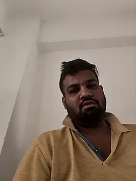 vinay smalldick online show from 17, 4, 2026