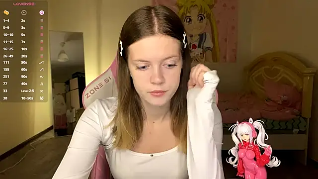 VibeQueenLucy online show from 26, 10, 2025