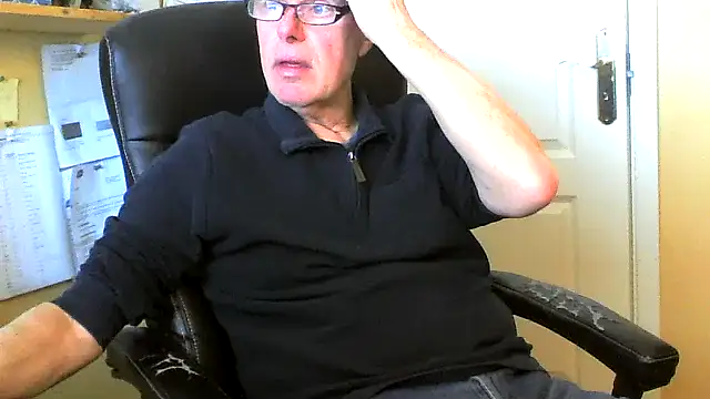 Snapshot of Klipparn chatting on 17, 3, 2026 Klipparn online show from 17, 3, 2026