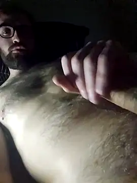 Snapshot of Loopertz chatting on 1, 11, 2025 Loopertz online show from 1, 11, 2025