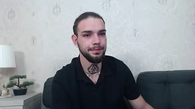 Snapshot of DanyelCarter chatting on 6, 10, 2025 DanyelCarter online show from 6, 10, 2025