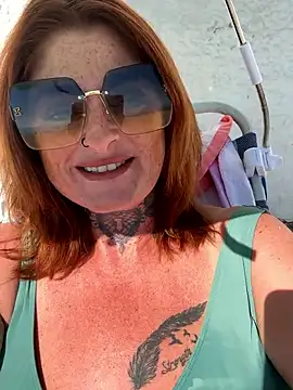 IrishmilfAnna online show from 19, 10, 2025